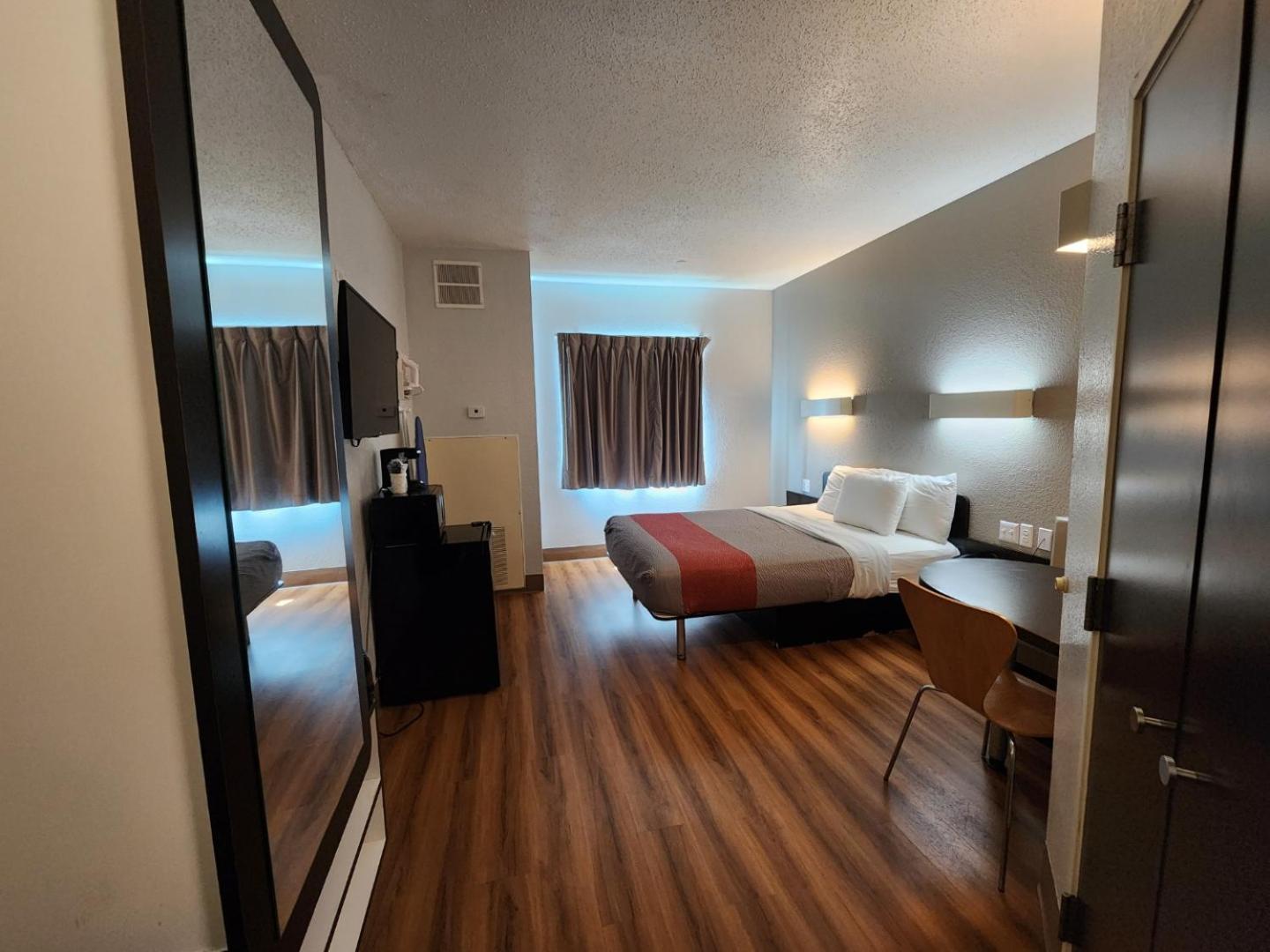 Motel 6-Biloxi, Ms - Beach Екстериор снимка