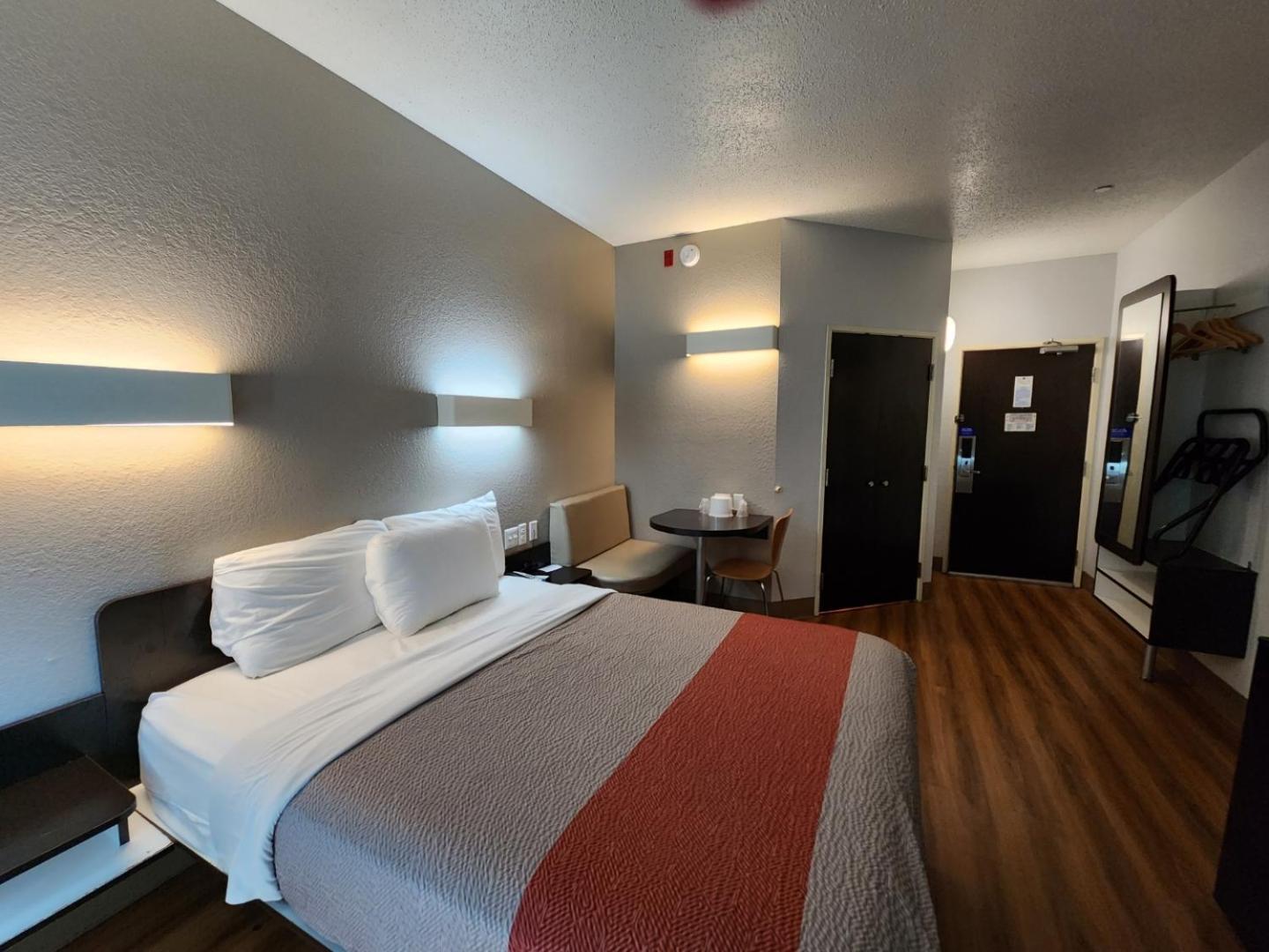 Motel 6-Biloxi, Ms - Beach Екстериор снимка
