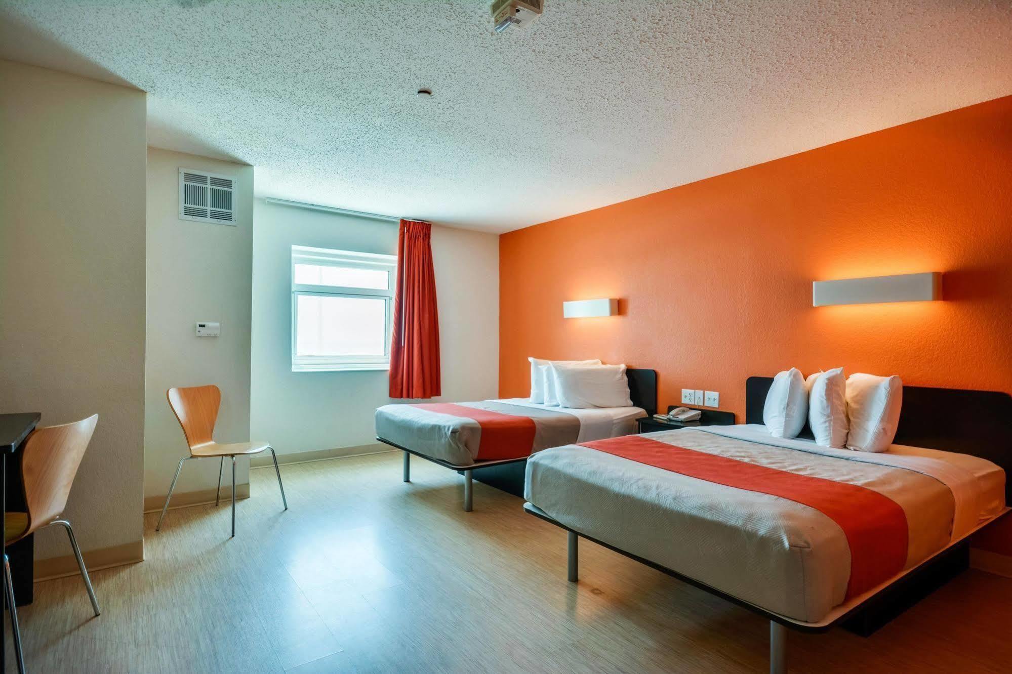 Motel 6-Biloxi, Ms - Beach Екстериор снимка