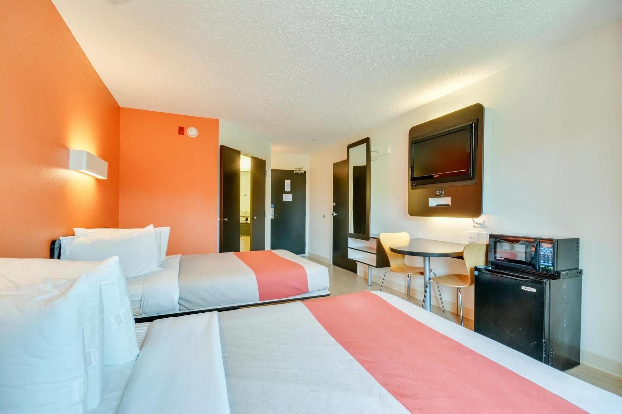 Motel 6-Biloxi, Ms - Beach Екстериор снимка
